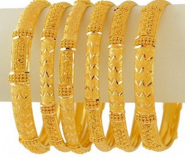 GOLD PLATED BANGLES